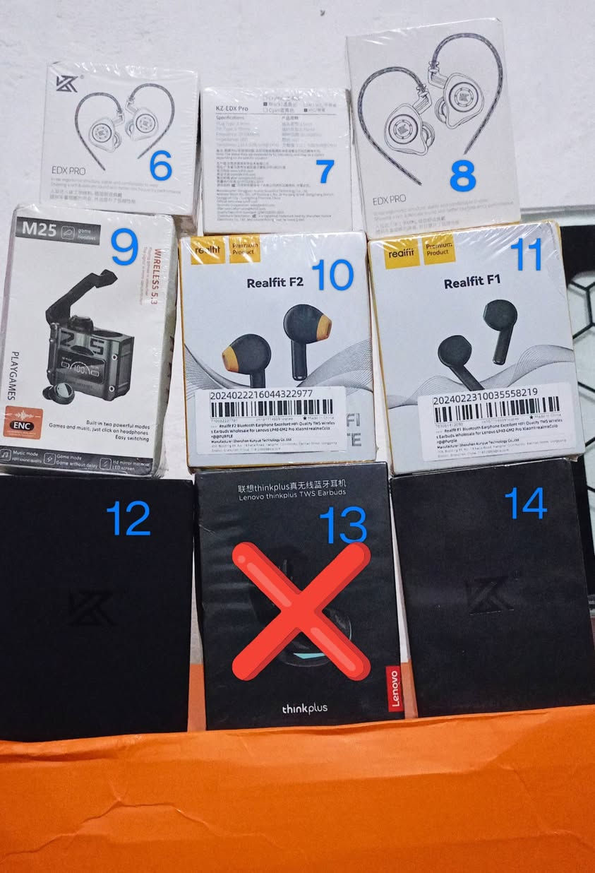 ايربود , شاحنة , فلاش
اكتب الرقم يوصلك السعر ,  توصيل ديالى 3 و المحافظات 5


**إذا كنت صاحب هذا الإعلان وتريد حذفه لأي سبب، رجاءا أرسل رسالة إلى الدعم الفني**