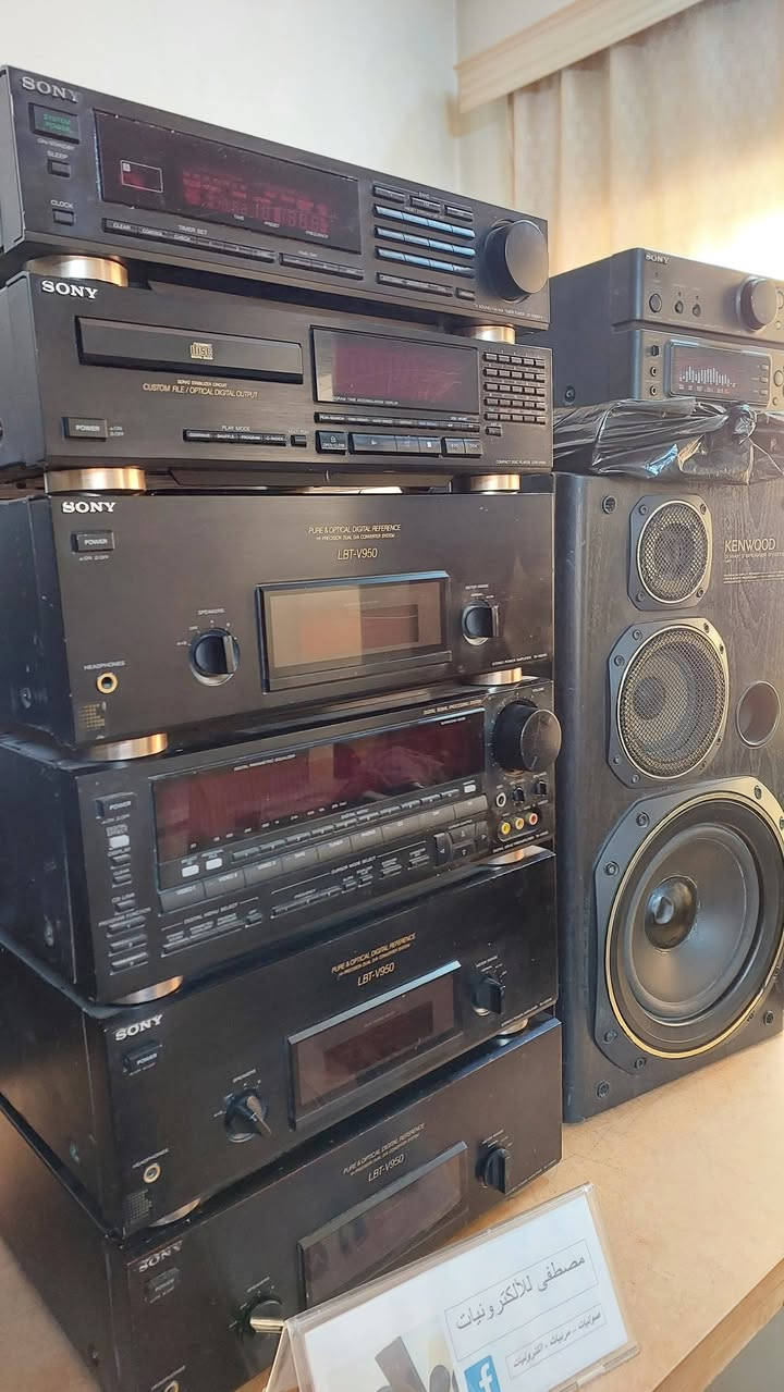 السلام عليكم.. عرض #2026002
سيت سوني 950 ( SONY LBT-V950 ) صناعة يابانية.
يتكون من 3 امبليفاير نوع باور، بري أمب و ايكولايزر مدمج، سيدي و راديو.
الكهرباء 100V , حجم سستم ( عرض 36CM ). 
يناسب الي عنده مجموعة سبيكرات ( 12 سبيكر ) يشغلهم بنفس الوقت.. الي يفيده يراسلني خاص و يدلل 💖
 مكاني سليمانية... يوجد توصيل كافة المحافظات.
Mustafa Electronics 
Audio , Video & Electronics
Whatsapp: ***********
