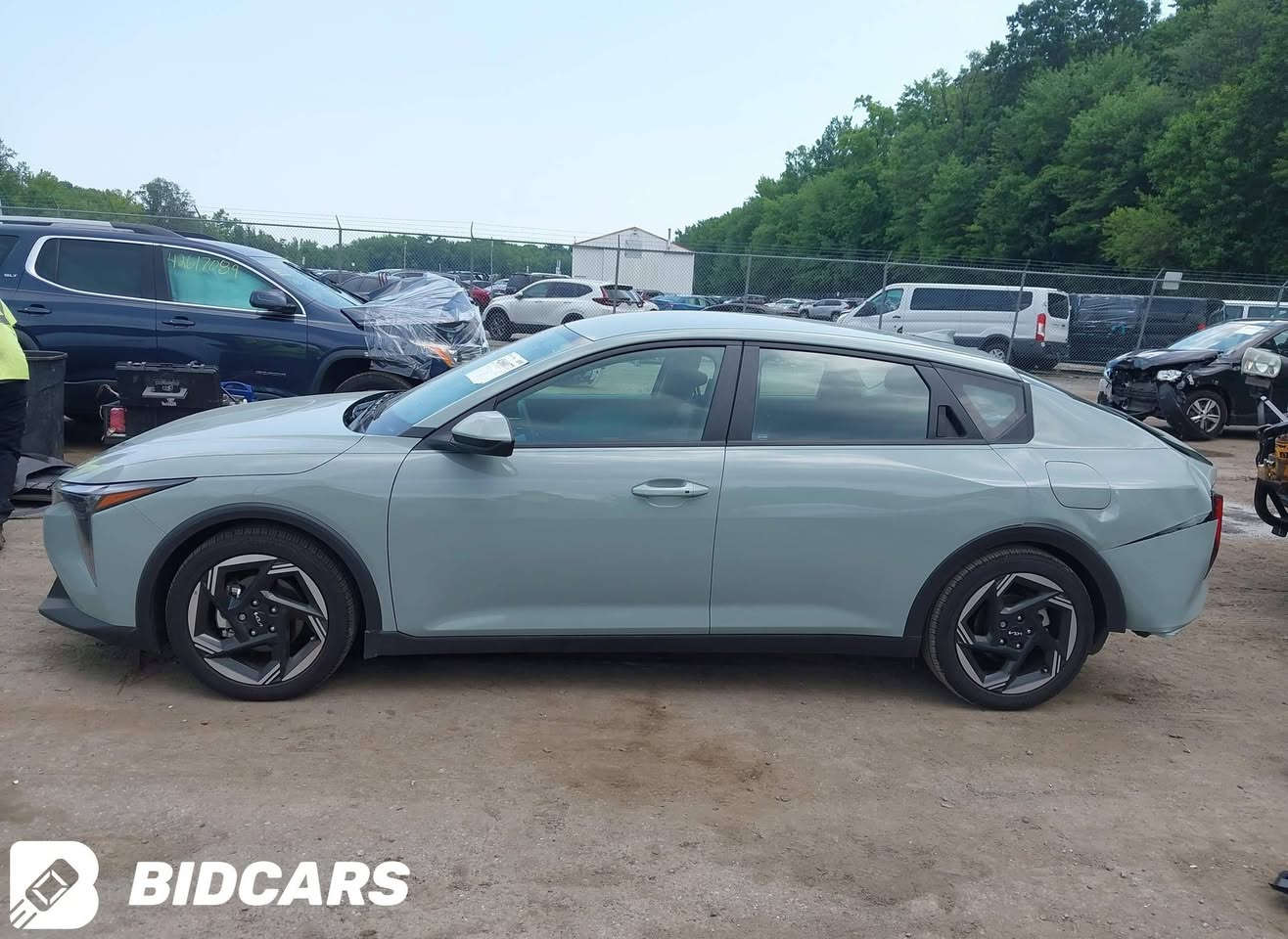 السلام عليكم
(كيا K4 2025 EX)رقم بغداد  شهداء  وكاله مباشر   مضمون و صور الحادث مرفقة مع صور  فقط قبق جنطه ونفسه راجع  بدون ارباك بدون دواخل  

المواصفات

/بصمة / هندبريك دكمة / لايت LED  / مكينة 2000 دوش / شاشة كبيرة متصلة ديجتال / اوتو هولد / LED امامي وخلفي / قيادة ذاتية / كامرة دوارة / رادار تعديل مسار / اوتو بريك / رادار جانبي / مود درايف / تحكم ستيرن / كروس سرعة /مانع انزلاق / بلوتوث / اواكس / USB 

مكاني اادوره

للتواصل والاستفسار : ***********
