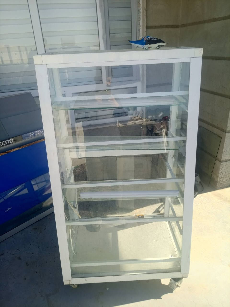 قيم وأخذ 
اغراض نظيفة 
موصل برطلة قرية شاقولي 
***********
