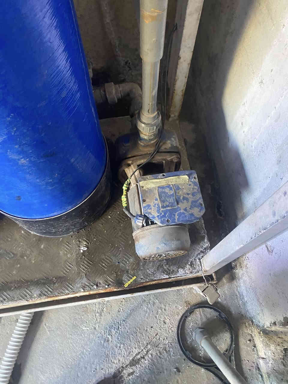 سلام عليكم محطة للبيع ام الألف بل ساعة مكاني بغداد شهداء البياع ***********
