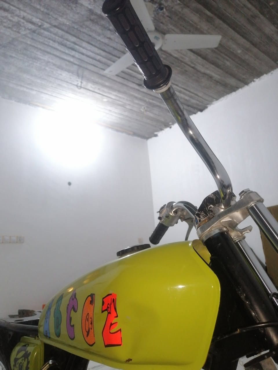 السلام عليكم تانكي موشم للبيع بي ضربه بالصفحه قليله السعر 30 وبي مجال قليل عنوان ديالى بعقوبه تقاطع الساده ***********
