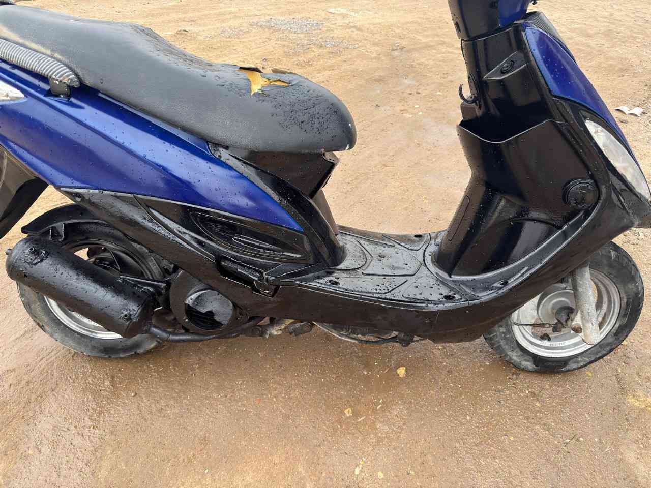 دراجة G4 للبيع
المحرك مجفّت 
سعره 300
***********
