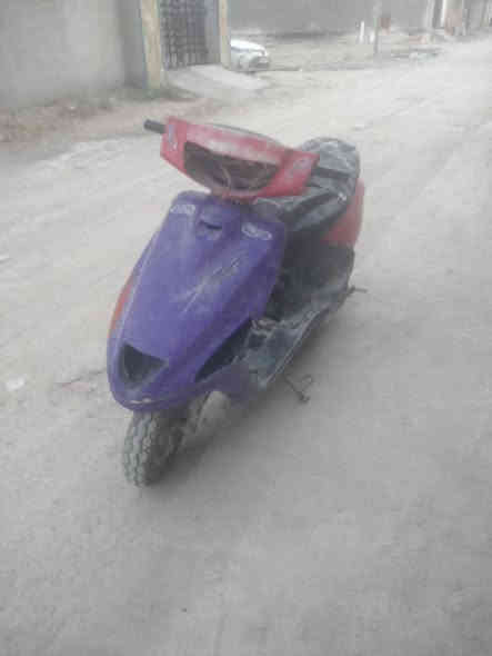 دراجه فراشه للبيع مكان يحله ذكر لي السعر 125 قفل الدراجه شغاله وما بيها كل شيء تروح بيها وين ما كان لا دخال ولا صوت ماكينه مال رمبه مشدوده بيها نقصها واضح شغلات بسيطه ان شاء الله الشراي يتصل على هذا الرقم ***********
