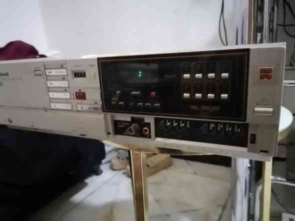 السلام عليكم فديو نشينال نظيف جدا موديل 340 شغال بل كامل السعر 75 الف المراسله عل واتساب فقط ***********
