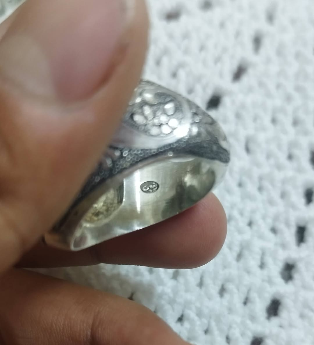 سلام عليكم اخوتي الطيبين
فيروز نيشابوري القطعه عملاقه 
صياغة رفيعي وزنه 40 اغرام 
السعر 180 الف


**إذا كنت صاحب هذا الإعلان وتريد حذفه لأي سبب، رجاءا أرسل رسالة إلى الدعم الفني**