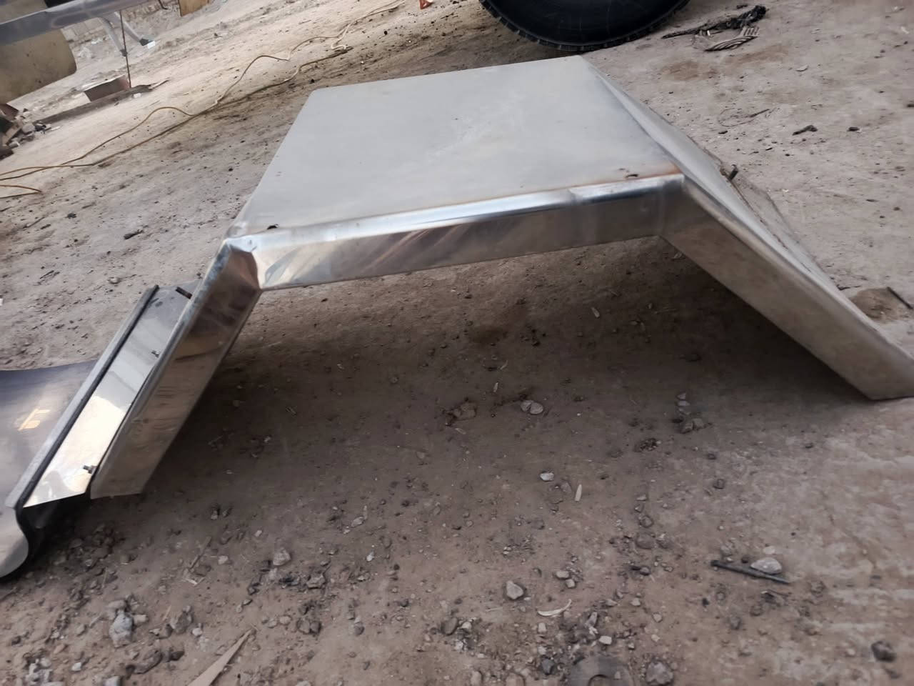 السلام عليكم محجر قاطين للبيع وجاملغ استيل للبيع للاستفسار اتصل ***********
