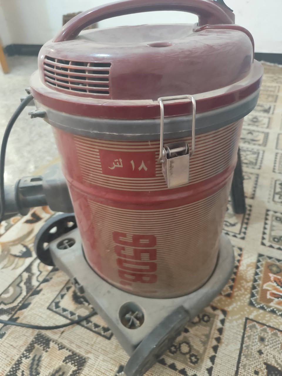 مكنسه كهربائيه شغاله يراد لها. تنظيف فقط. ..بيع مستعجل. 25الف دينار. ...


**إذا كنت صاحب هذا الإعلان وتريد حذفه لأي سبب، رجاءا أرسل رسالة إلى الدعم الفني**