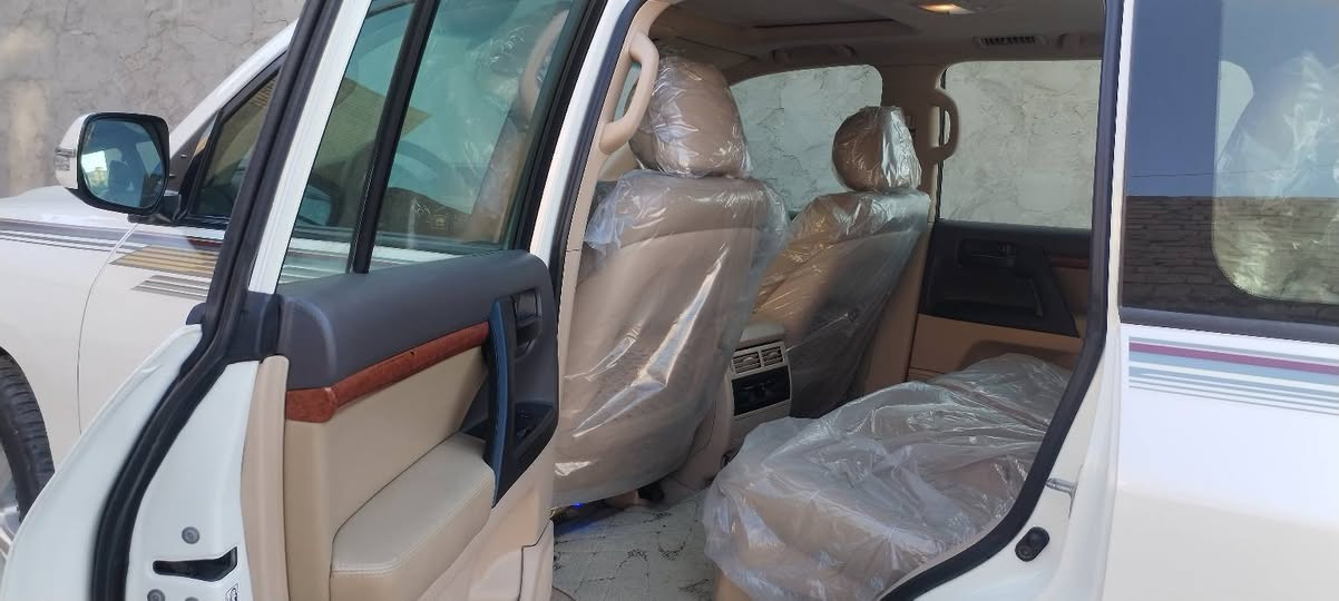 سياره للبيع لاندكروزر موديل 2014
المواصفات
بريم فول1/1 السياره مكفول كفاله عامه رقم بغداد
دولي السعر السياره(10/ 4)
اربع شدات وعشره
مكان السياره كربلاء
للتواصل
***********
