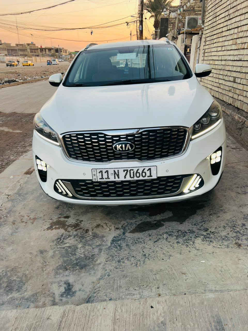 السلام عليكم
سورنتو ٢٠٢٠ خليجي ٦ سلندر  رقم بغداد سنويه لل ٣٠ بسمي سبعه راكب السياره جديده بمعنى الكلمة فول عدا الفتحه بصمه تشغيل بصمه أبواب ترحيب مري شفط بيه ربع الباب صبغ وشويه جامغ اقل الشبر والباقي كفالة  السعر ٢٤٥ وبيه مجال ***********
