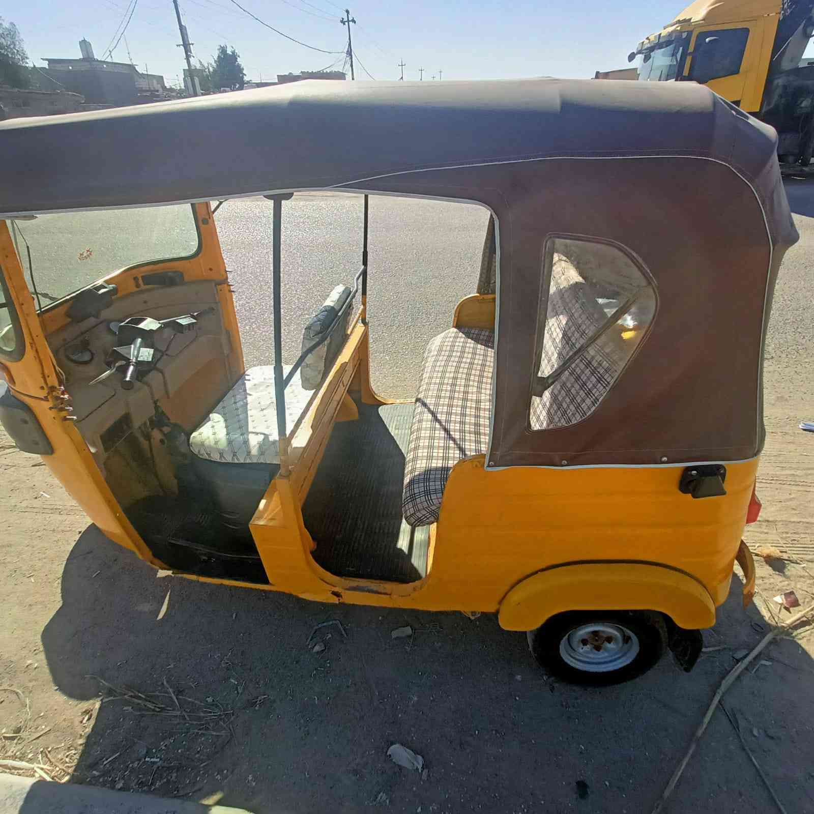 سلام عليكم تكتك باجاج موديل 2019 شهر 12 محسوبه ع 20 تكتك بسمي سنويه 2030 تكتك كدامك هاي نضافته كدامكم مكينه كهربايئات كلشي مابيه نعمه من الله رايده 5 وربع 5250 مكاني بلبصره القديمه وهذه رقمي *********** اليريد يشتري بخدمته والماعجبه سعر لايكسر بسلعه رجائا اكو هواي تكاتك
