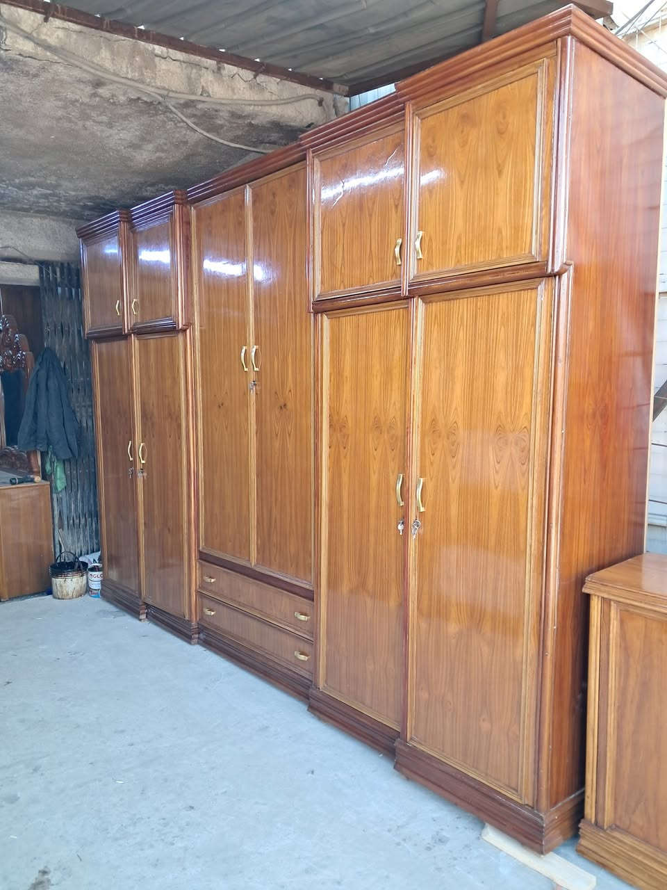 يعلن معرض الموسوي عن وجود غرفه نوم موديل ثلاجه داخل وخارج صاج ضهر جرجوبه دنك زان مصري حجل زان مصري ونقش زان مصري الغرفه نظافته 95بالميه فول تسكام اي استفسار خاص او الاتصال ***********
***********واتساب
