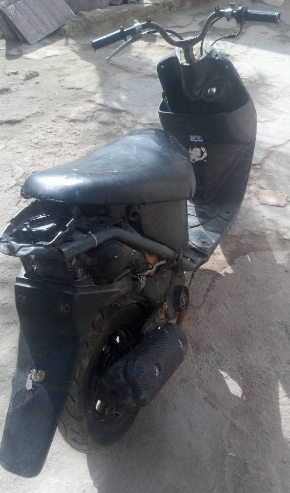 ذبانه للبيع بدون كشي ما عوزهة شغاله رايدهة ب(100) تصال عل رقم ***********
