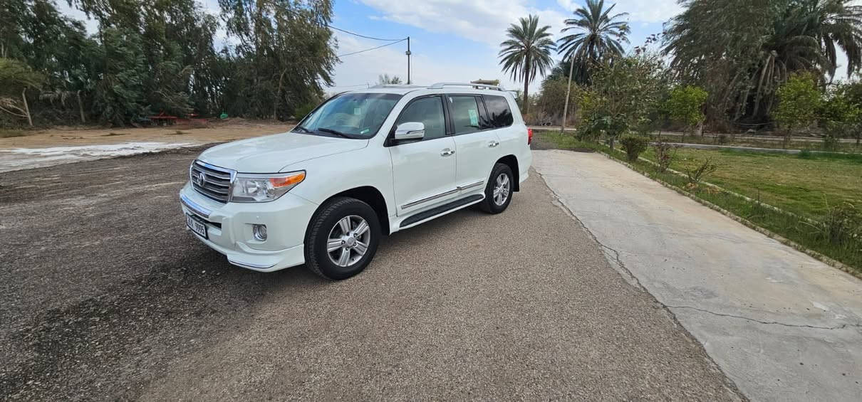 ياالله السلام عليكم
لاندكروز جكساره للبيع او مراوس 
موديل 2011
رقم صلاح الدين مميز
السياره بيهه صبق احزام بدون سقف السياره جديده خير من الله
مكينه 6سلندر جديده ممفتوحه
تحويل مباشر
السعر255اوبيهه مجال
رقم الهاتف ***********
***********
