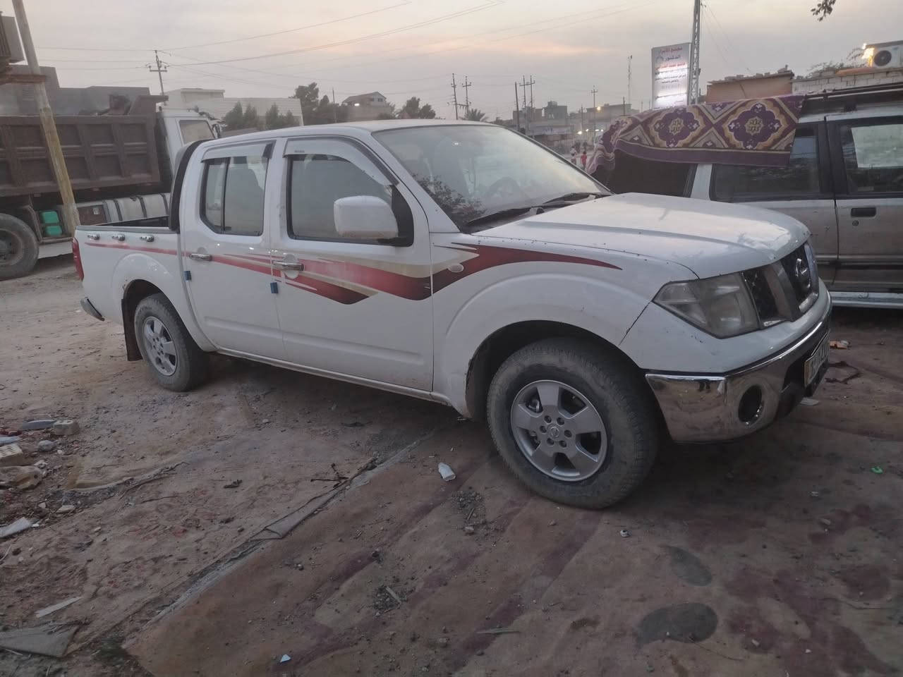 نيفاره موديل٢٠٠٨بسمي رقم بغداد انكلزي السياره جاهزه كير ومحرك وتبريد وتدفئه وتخم تاير  مكاني بغداد السعر ٩٠ رقم***********
