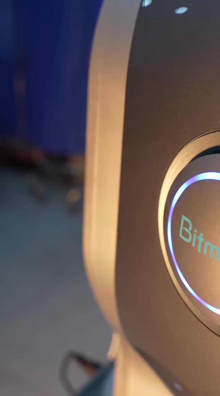 يقدم لكم مكتب الطب الحديث MHD 🏅
جهاز
🎗️ Skin analyzer
لتحليل البشرة 🤩 متطور لفحص البشرة
مع اعطاء تقرير كامل وشامل
✅ شامل ضمان الصيانة سنة كاملة مع تدريب
📍 موقعنا بغداد حي جامعة شارع ربيع مقابل بن رضا علوان
للاستفسار اكثر ارسل رساله او الإتصال على الرقم
***********
