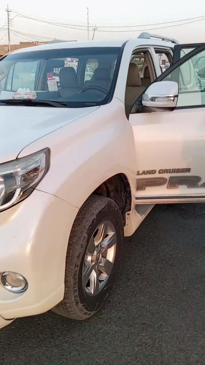السلام عليكم
برادو موديل 2014
سياره كويتي فول مواصفات 
فئة TX. L
سياره مكفوله ماعدا الدعاميات 
رقم بغداد دولي  مكان السياره بغداد 
***********
