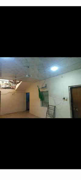 بيت طابوا يحتوي على بيتين مشتمل مساحه 70متر وبيت ثاني 230متر يحتوي على كافه الخدمات تبليط ماء كهرباء مجاري كيبل ضوئي العنوان الدغاره نهايه حي الشهداء قرب مضيف الشيخ احمد صكبان للتواصل الاتصال على الرقم ***********
