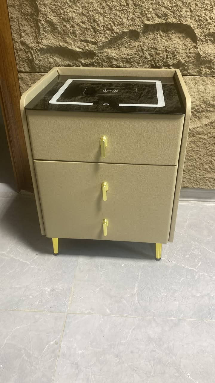 كومدي قاصه 
شحن موبايل وايرلس
يو إس بي
تايب سي
بلوتوث
سماعات خارجيه
متوفر ألوان مختلفه
البيع بأسعار الجمله والتوصيل داخل بغداد مجاناً 
لمزيد من المعلومات تواصلوا معنا على الرقم *********** واتساب أو زورونا في مقر الشركه الكائن في منطقه جكوك الشارع الرئيسي
