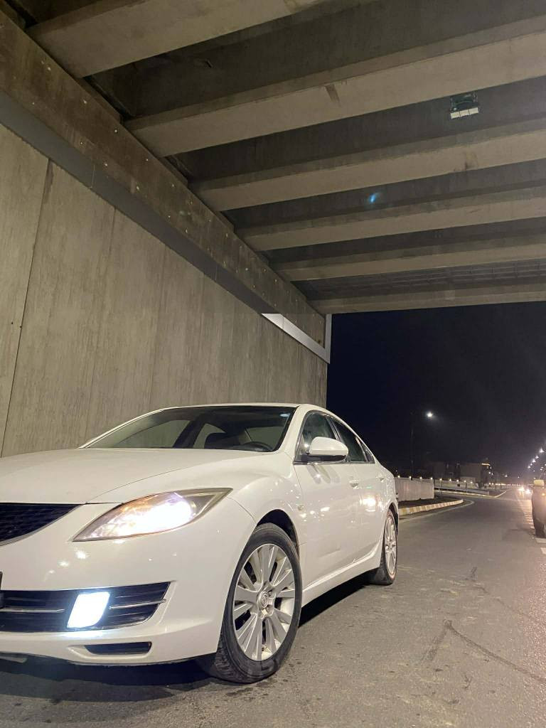 بەناوی خوا.                                                                     مازدای 6  
مۆدێلی 2009
 خلیجی بێ بؤیاخ کەمی ساردو شوختی هەیە
 سەیارەکەبێ مەسرەفە
 تازە پاتری و  ڕۆنی هایدرۆلیکی گێڕو تایەی و تاقم کوشنی  گؤریومە
 تەبریدو گیڕو مە کینەی بەشەرت
  مواسەفاتی سوکان فؤلیومو تەحدید سورعەو شاشە ئایپاتە
   سعری 88گەڵاو کەمی مەعامەلە لەسلیمانیم.
*********** السليمانية, العراق
