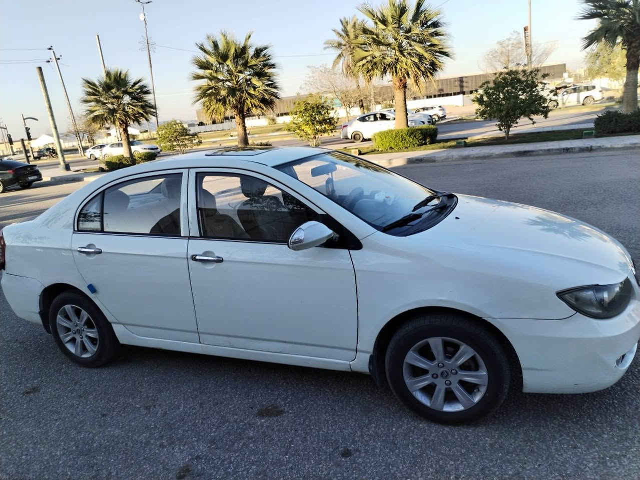 السلام عليكم اخوان ليفان موديل 13 رقم كربلاء انكليزي بأسمي شرط التحويل اليشتري رأسا عقد مروري السياره فول مكينه بلاد جديده كير جديد كهربائيات كولها شغاله حداديه جديده تخم تايرات جدد تبريدها نقصه الفان فقط السياره مصلح بيها الدوس درجه اولى والباقي كفاله عامه السياره مال جنيان صارلها عندي 6 سنوات مكانها كربلاء الشراي يتصل ويدلل ***********
