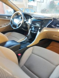 السلام عليك  عندي  سواناتا خليجي 11سياره بني رامه 2400محرك كير كفاله ش...