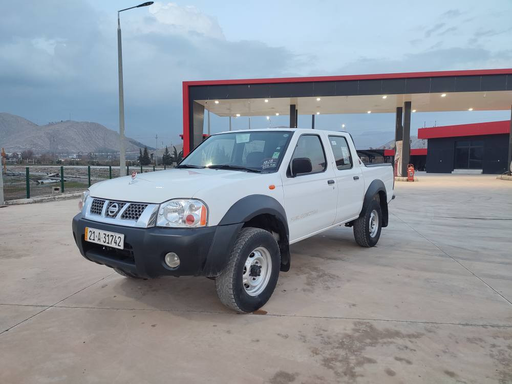 نيسان ٢٠٠٦استراد خاص
ناوسور چوار گيچ و جام كاره بايي گيرو مه كينه و اكسلي به شه رت توندو توله بي مه سره فه تايه ي تازه ن سه نه وي تازه يه تا ٢٠٢٨ هه موو شتي به شه رته بونيتي په مپه له كه ل يه ك په له له جه مه لاغي بي ژووري
سعرى ١٢٢گه لا كه ميك مجال 
شوين چوارقورنه 
***********
*********** رانية, السليمانية
