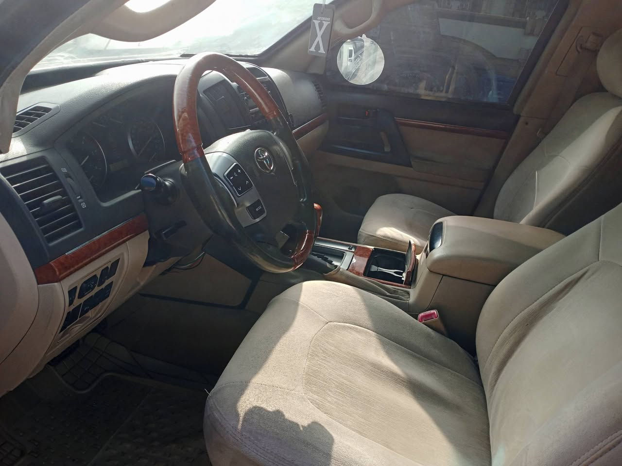 للبيع لاندكروز مصفحه كاز رقم اربيل ابيعلك كوم حديد بس سيا موديل 2014 سياره نظيفه جدا اصولية صدر تخم تاير تبريد سعر 200 بيه مجال
اتصال 
***********
