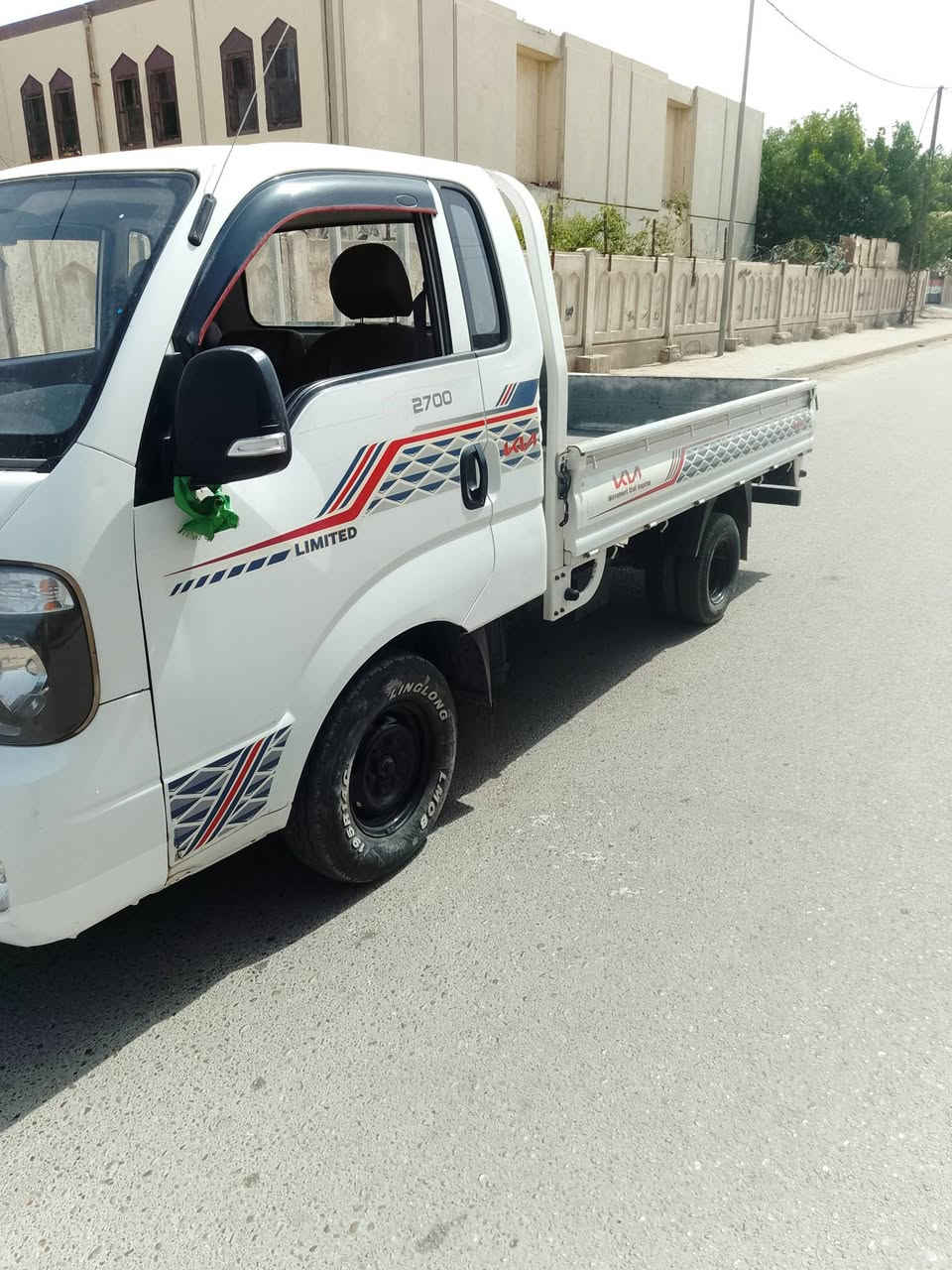 السلام عليكم موديل 20واسط انكليزي شرط تحويل مكاتبه مروريه مكفوله من عده البنيد مفتوح بي باردشويه عنوان بغدادمعامل عماري ***********
