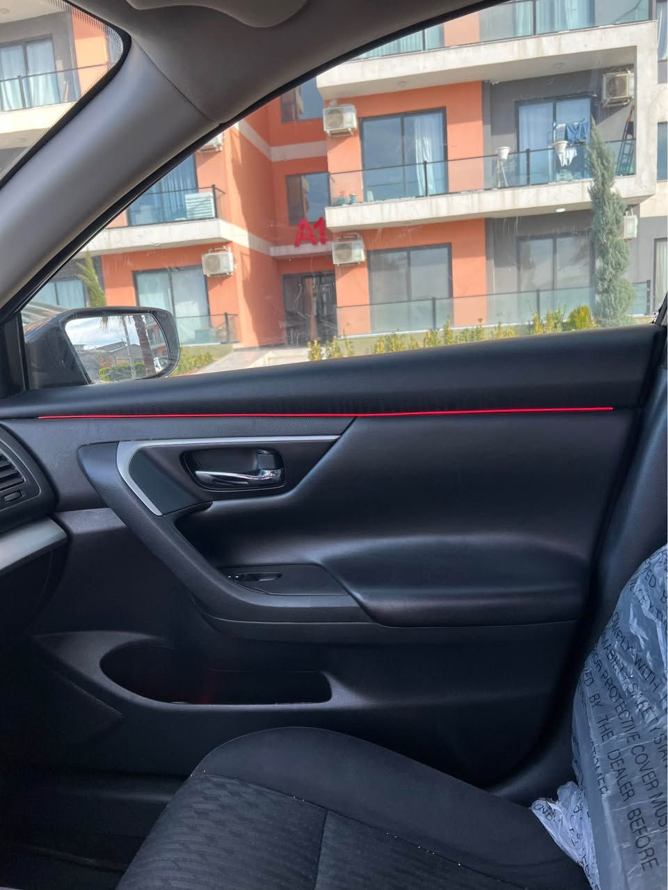 نيسان التيماي ٢٠١٨ حيسابكه كلينه s بەلام فول دسکاریە بەشرتی تقە و رقه  بەو شەرتە ئەیفرۆشم هەرعيبه كو ١٠٠$ لو فريده ده م هه مو  شتی تازەیە سواربە و باژۆ بە ناوی خۆشمەوەیە
*********** أربيل, العراق
