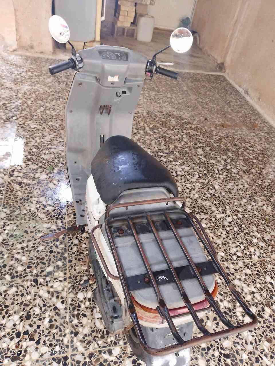 سلام عليكم دراجه بيكم ياباني حلوه ونضيفه شغاله سلف هندر لايت هورن مابيه شي عوزه بس كابريته وهسه هيه شغاله سعر ٢٠٠ مكاني بغداد رستميه رقم ***********
