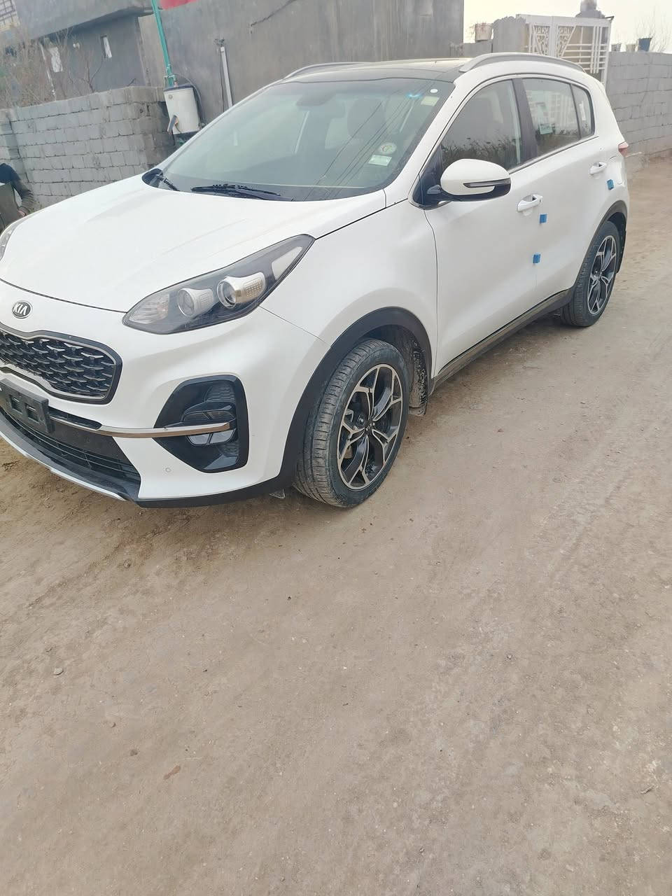 ***********
سبورتج موديل ١٩ محرك ٢٠٠٠ رقم بغداد اتصل
