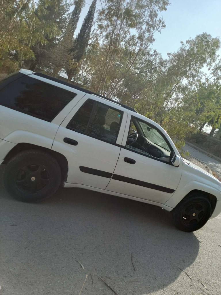 {بِسْمِ اللَّهِ الرَّحْمَنِ الرَّحِيمِ}

تڕابلایزەر ساغ ساغ 

مۆدێل 2006 

مواسفات تاهۆ 

مەکینە ڕەش مەڕغوب
  
ترش و خوێ کردنی ناوێ سەیارەکە هەیکەلی زۆر جوانە شوختی نیە 😁

سەیارەکە مزایدەیە  و کتابەکەم ونکردووە 

گێڕی تڵانسە 

قوفڵ قوفڵەکەی 35 گەڵایە 

شوێن ڕانیە 
ژمارە مۆبایل 
***********
*********** رانية, السليمانية
