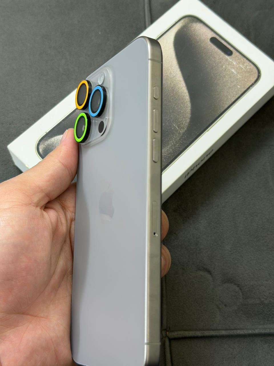 ايفون 15 برو ماكس تيتانيوم ماستر
 ذاكره 256 
بطاريه 96
 جهاز كلش نظيف  مكفول السعر مليون و100 
بغداد /***********
