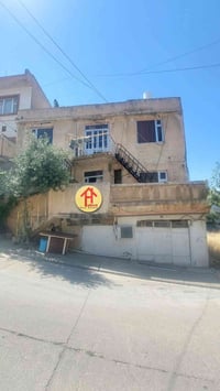 خانوو بۆ فرۆشتن لە هەواری تازە  ٦٠ مەتر ٢قات و نیو بۆ دوو ماڵی جیا  پێ...