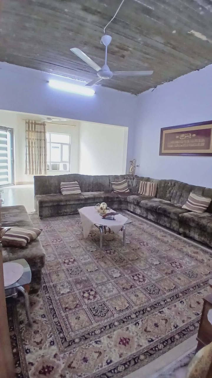 عروض مكتب ركن المواسم للعقار  والمقاولات 🏢 .

🛑 دارللبيع حي الفلاح الثانيه جمعية الماء الاولى

طابقين وكما موضح في الصور

مساحة الارض 150 متر اتجاه غروب

اربع غرف نوم +هول+استقبال+مطبخ

السعر 135 مليون 

 للاستفسار  اكثر الاتصال على الأرقام 
      التاليه او مراجعة المكتب في حي الفلاح الثانيه:

***********
***********

 اضغط على زر المتابعه ليصلك كل ما هو جديد من عروضنا 👍 .

 عنوان المكتب الموصل/ حي الفلاح الثانيه  مدخل بانزخانة المنهل قرب مدرسة الدار البيضاء

نستقبل كافة عروضكم التجاريه والسكنيه والزراعيه والجمعيات .
