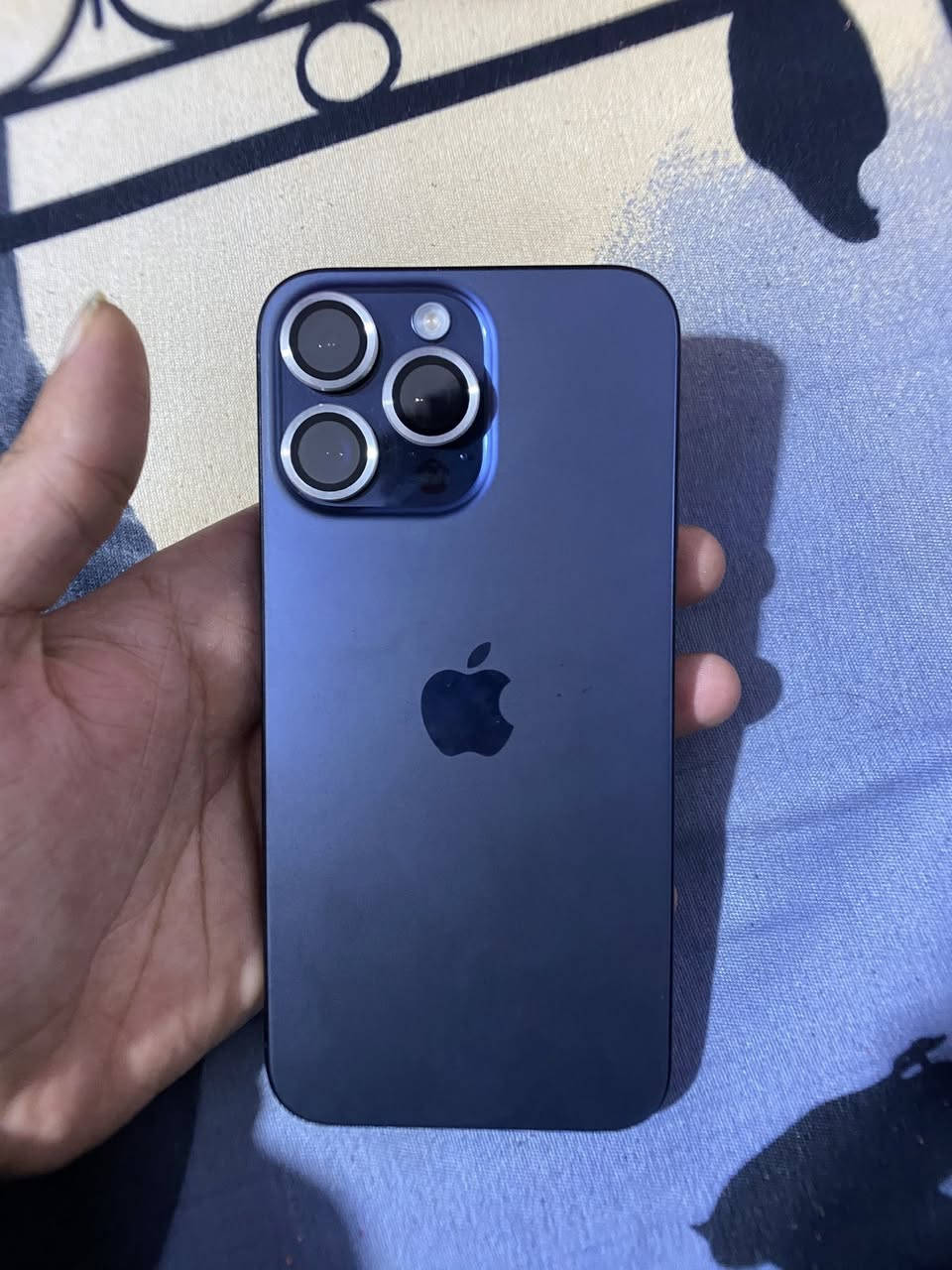 لام عليكم ايفون ١٥ برو ماكس ذاكره ٥١٢ بطاريه ٨٨ الجهاز ممفتوح وتر برو مابي اي شخط مكفول 
سعره مليون و ٥٠ و بي مجال بسيط مكاني بغداد تقاطع درويش 
رقمي ***********
متوفر وتساب و خط
