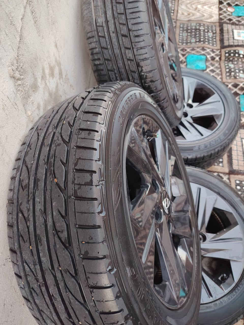 سلام عليكم تخم تاير جديد مع ويل كب أصلي حجم 16 للبيع او مراوس
مكان بغداد للاستفسار الاتصال على الرقم ***********

