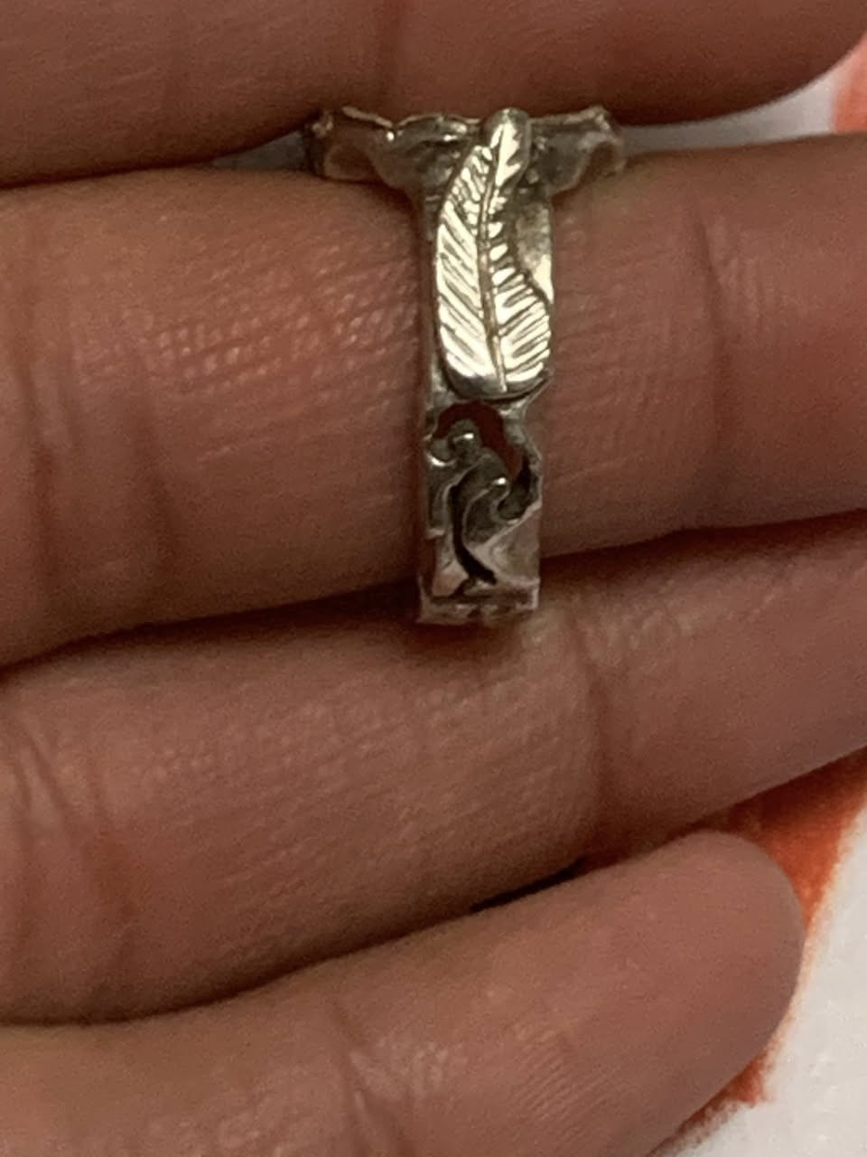 اللهم صل على محمد وآل محمد وعجل فرجهم
صياغات يدويه بيهن ثكيل وبيهن وسط ابيع قطعه مو وزن رجاءً لا تكلي كسر وسعرك غالي وشدعوه شراي بالعافيه عليك ما تشتري اهلاً وسهلاً بيك وتشرفني 

كل قطعه وسعرها حدد اليعجبك وانطيك سعره بالعام بالخاص بكيفك وتدلل قياسات مختلفه من ١٥ لحد ال٢٥


**إذا كنت صاحب هذا الإعلان وتريد حذفه لأي سبب، رجاءا أرسل رسالة إلى الدعم الفني**