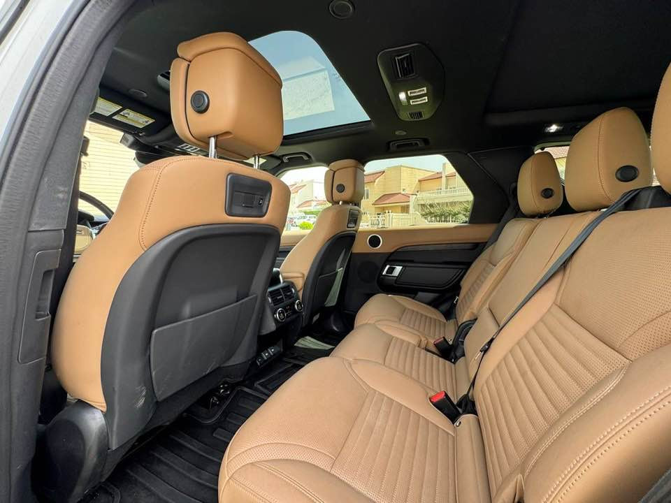 Land Rover Discovery 5

2023
HSE R-dynamic 
V6

بدون ايرباك و بدون صبغ
فقط جامرلغ مبدل بلادي نفس اللون .

٤٢٠ ورقه

*********** واتساب

أربيل
