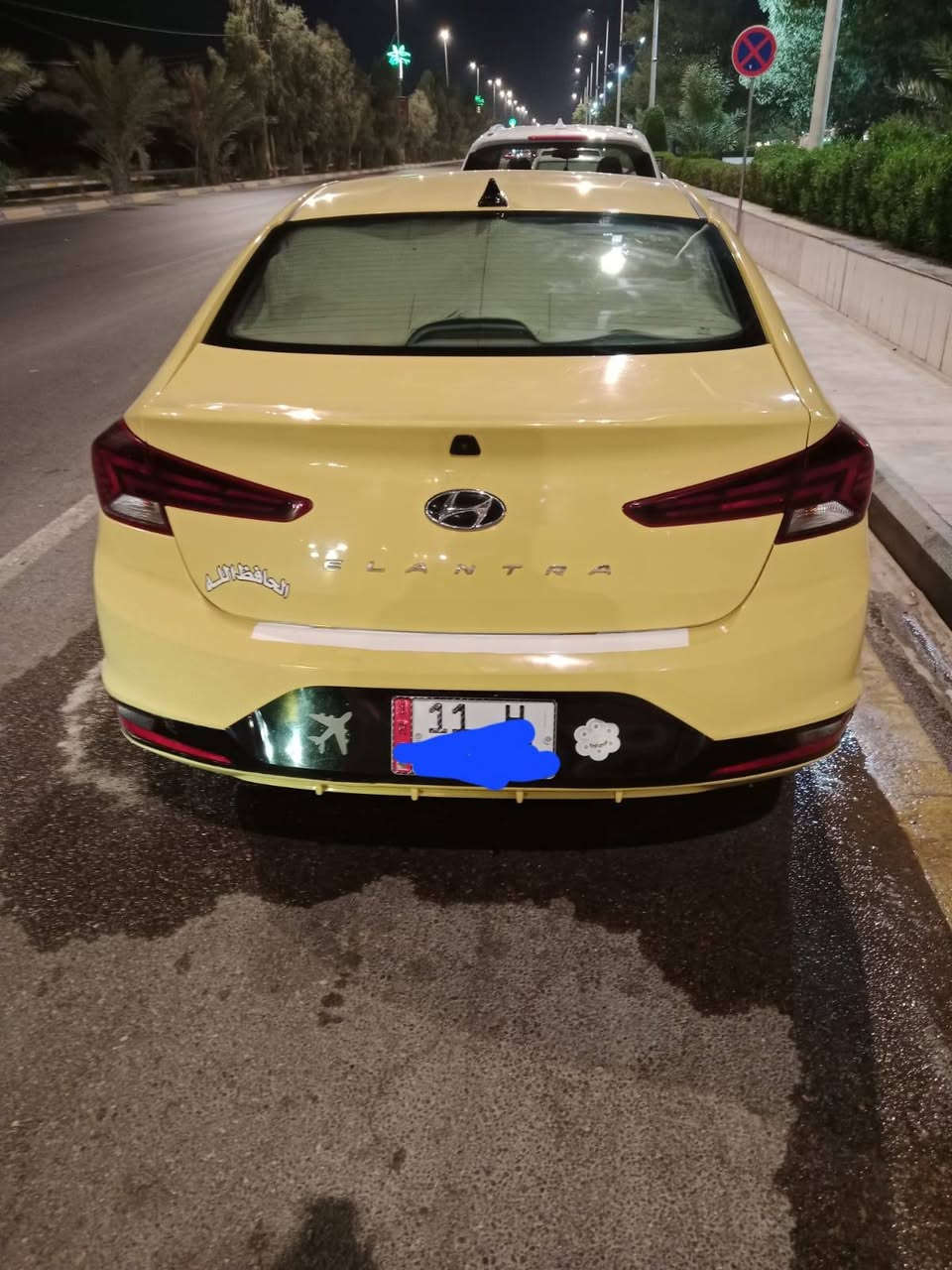 ***********الانتره 20فول واحد ع واحد رقم بغداد نكليزي بسمي مصفره هيه غرامات مكان كربلا مكينه 2000مكينه كفاله بلا فتح كير ايتي مكفول بلا فتح حادثه بنيد وجاملغ اليسربدون دواخل ومكانين بارد وباقي السياره كفاله حداديه جديده تبريد ثلج السياره جاهزه مابيه اي نقص السعر 135بيه مجال بصيط مامتواجد ع نت الشراي ينتصل بيع  امراوس
