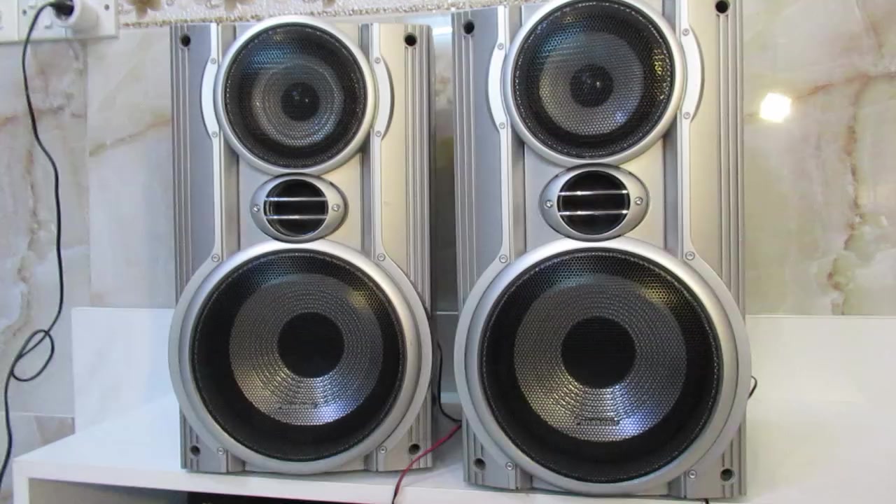 زوج سماعات باناسونيك 

6 اوم 85 واط 

السعر 80 الف يوجد توصيل


**إذا كنت صاحب هذا الإعلان وتريد حذفه لأي سبب، رجاءا أرسل رسالة إلى الدعم الفني**