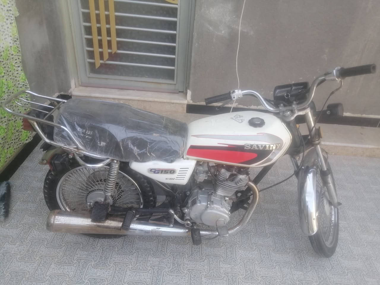 سلام عليكم،، دراجه ام الختم الاصلي،، أوراق كامله،، كفاله عامه،، هذا رقم صاحب الدراجه *********** واتساب،، مكاني السماوه،، انه مكلف بنشر
