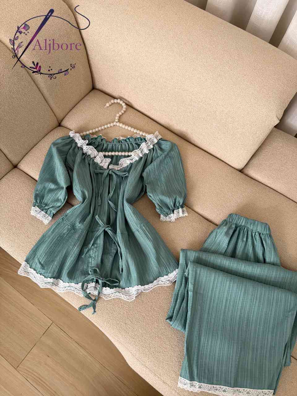 جملة فقط 🎀👇🏼
https://t.me/llrz2


**إذا كنت صاحب هذا الإعلان وتريد حذفه لأي سبب، رجاءا أرسل رسالة إلى الدعم الفني**