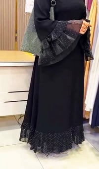 عباية سوداء • قماش كريب • توصيل مجاني