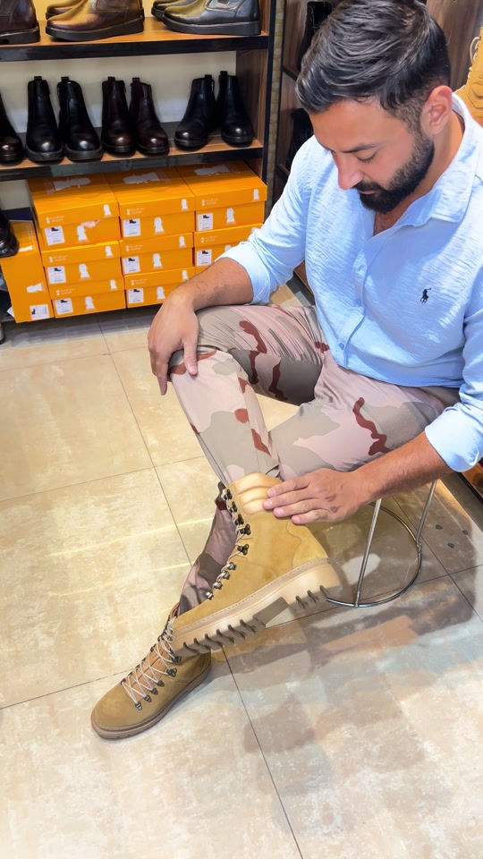 علي ماركه الوكيل الحصري في العراق لماركه الفوياجر  جلد طبيعي داخل وخارج دبان جلد طبيعي طركه ودبان طبي خفيف الوزن كبس حراري مصنع فوياجرمكينه ايطالي منشأ تركي        توفر قياسات 40 41 42 43 44  توصيل كل العراق 5للحجز والاستفسار راسل الصفحة أو الرقم ***********/او ***********  سعر القطعه 150 الف   العنوان المنصور شارع الرواد خلف مرطبات مشمشه داخل فرع بابيت مول      لايوجد لدينا فرع آخر  #الجميع #الجميعع
