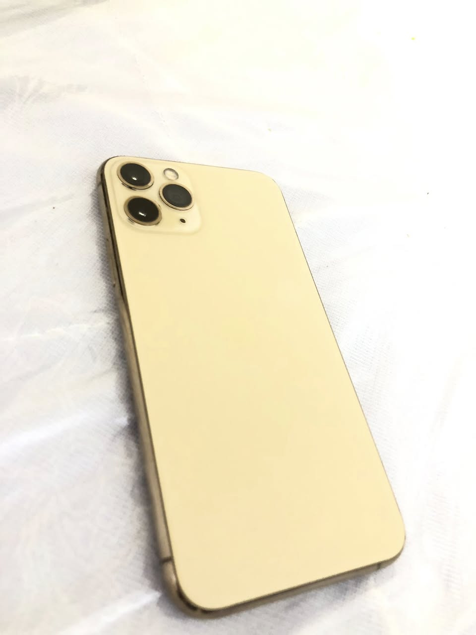 ايفون 11 برو ذاكره 256 مبدل شاشه وبطاريه اصليات وكاله وفيس ايدي واكف فقط جهاز نضيف السعر 225,000مكاني بغداد البياع


**إذا كنت صاحب هذا الإعلان وتريد حذفه لأي سبب، رجاءا أرسل رسالة إلى الدعم الفني**