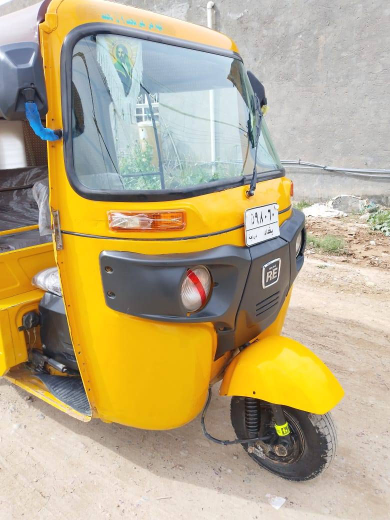 السلام عليكم تكتك للبيع مديل 2019شهر 10تكتك نضيفه خير من الله مكينه واكسن نضاف سعر 5  واربع ميه وبيها مجال العنوان بغداد قرب سيطره الشعب رقم الهاتف ***********
