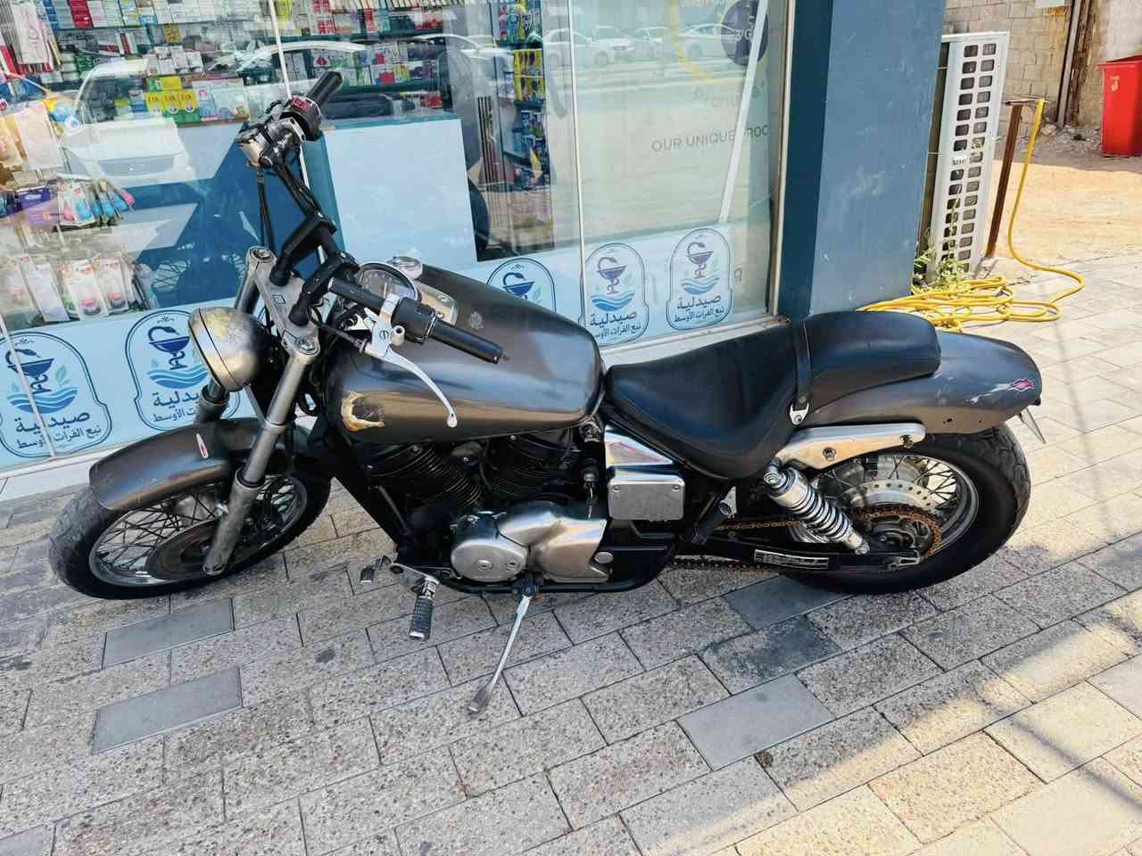 هوندا شادو سبيرت 750 cc موديل 2004
بدون رقم مكينة وكير وكهربائيات مكفولة  بيهة تلحيضات بسيطة كلش موضحة بالصور سعرهة 20$ وبيهة مجال و اليجيني مارجعة  
***********
