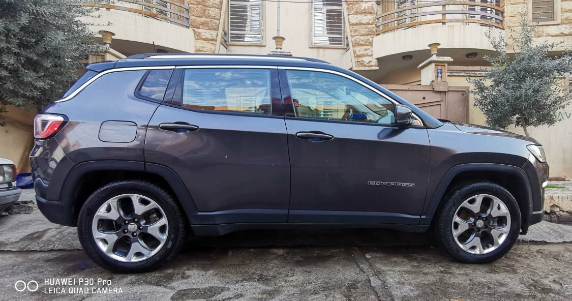 نوع المركبة : جيب كومباس
الموديل : 2018
عداد المسافة : 68900mi حقيقي 
الضرر : قلم بالبنيد فقط من امريكا وبالعراق بيها قلم بسيط بباب السائق والخلفه وكارت بجاملغ الخلف بدون صبغ ولا تبديل حتى الدعاميات كله مكفول.
المواصفات :
السيارة بجم كامل زنون ❤️
سقف اسود بانوراما بلاد 🩷
كشنات جلد وكشنات وستيرن تدفئة 🧡
شاشة كبيرة 💛
السيارة كير ومحرك وكهربائيات كله بشرط ممفتوح برغي بيهم ومنظومة بانزين وصدر أمامي وبطاريات وتخم تاير جديد
الموقع : الموصل موصل, نينوى


**إذا كنت صاحب هذا الإعلان وتريد حذفه لأي سبب، رجاءا أرسل رسالة إلى الدعم الفني**